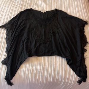 Black fringe top. Brand Hot & Delicious. Size small. Worn once. Great condition
